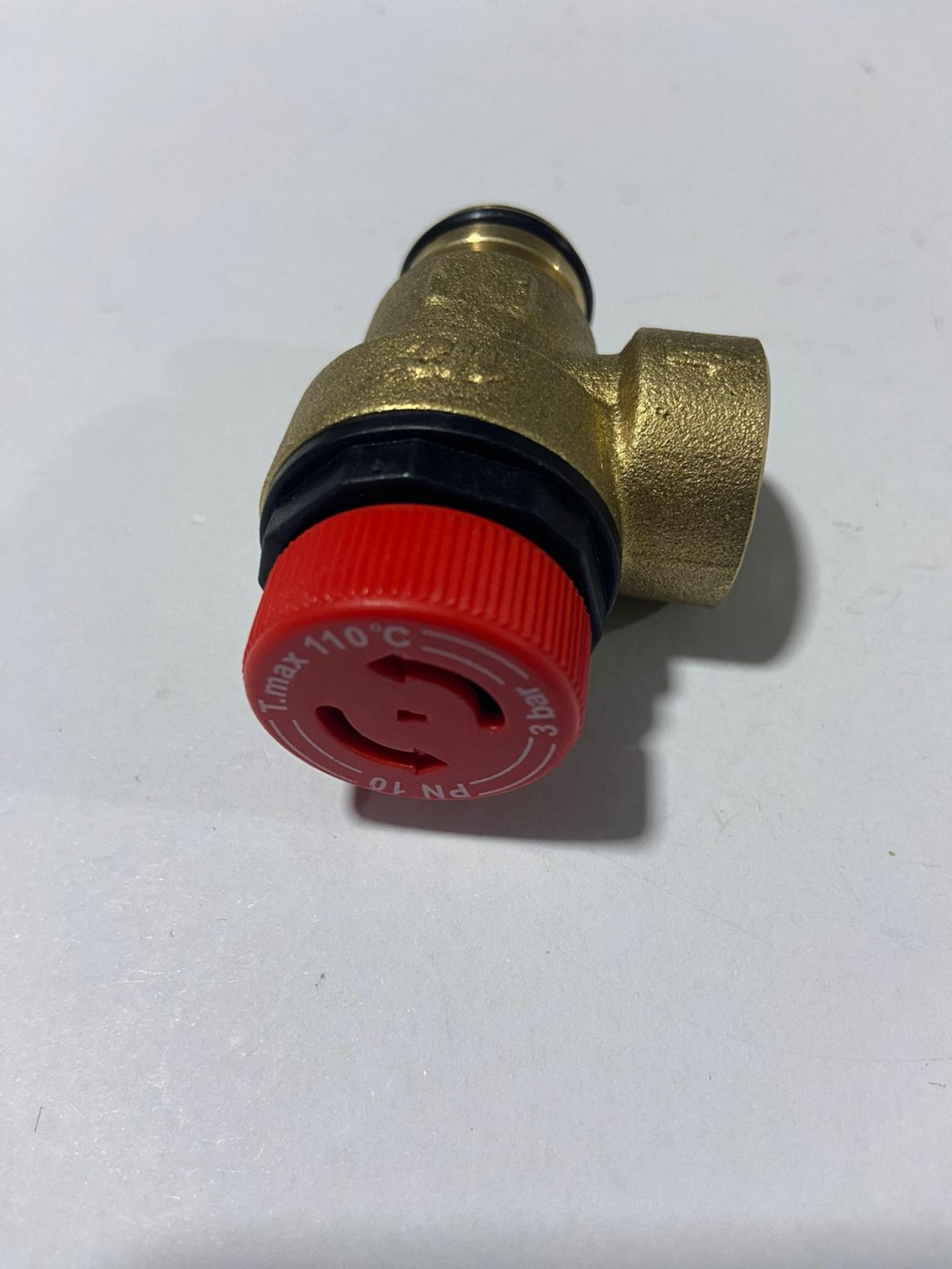 Geçme Emniyet Ventili Caleffi - Universal 465W
