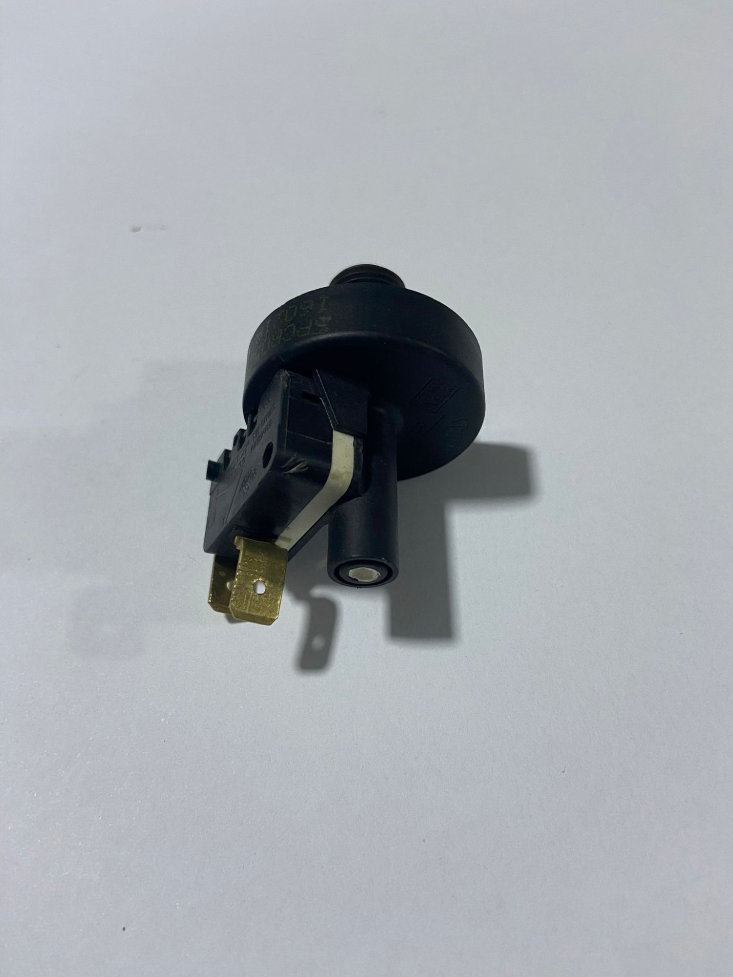 Universal Manometre TEW2